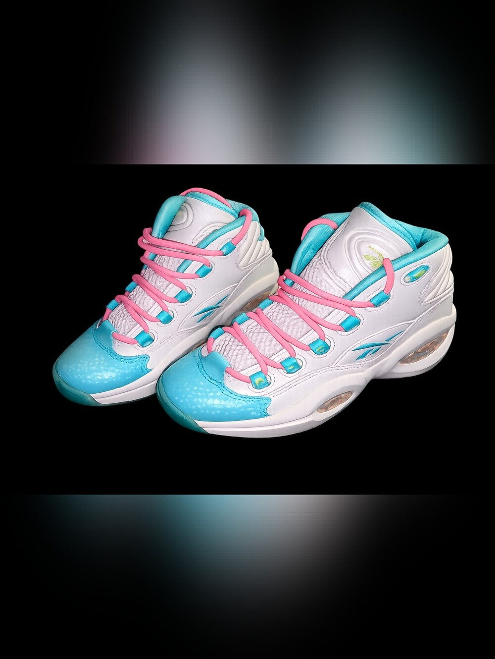 Reebok White Sneakers with Turquoise Interior and Pink Insole